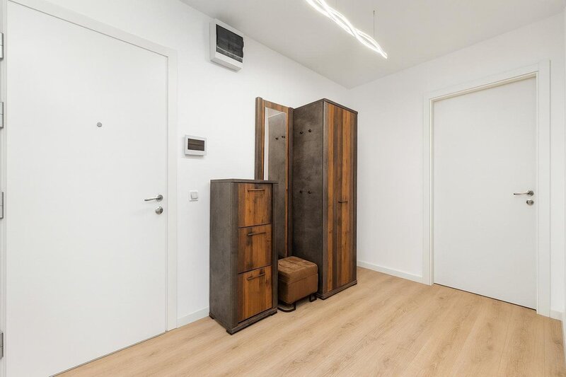 Panoramic Apartments, apartament cu vedere spectaculoasa catre padure, parcare subterana inclusa.