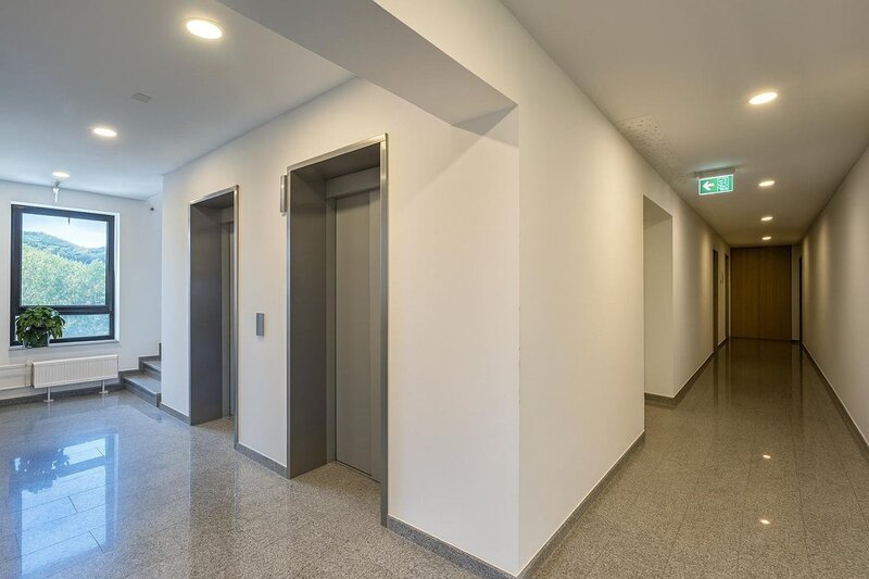 Panoramic Apartments, apartament cu vedere spectaculoasa catre padure, parcare subterana inclusa.
